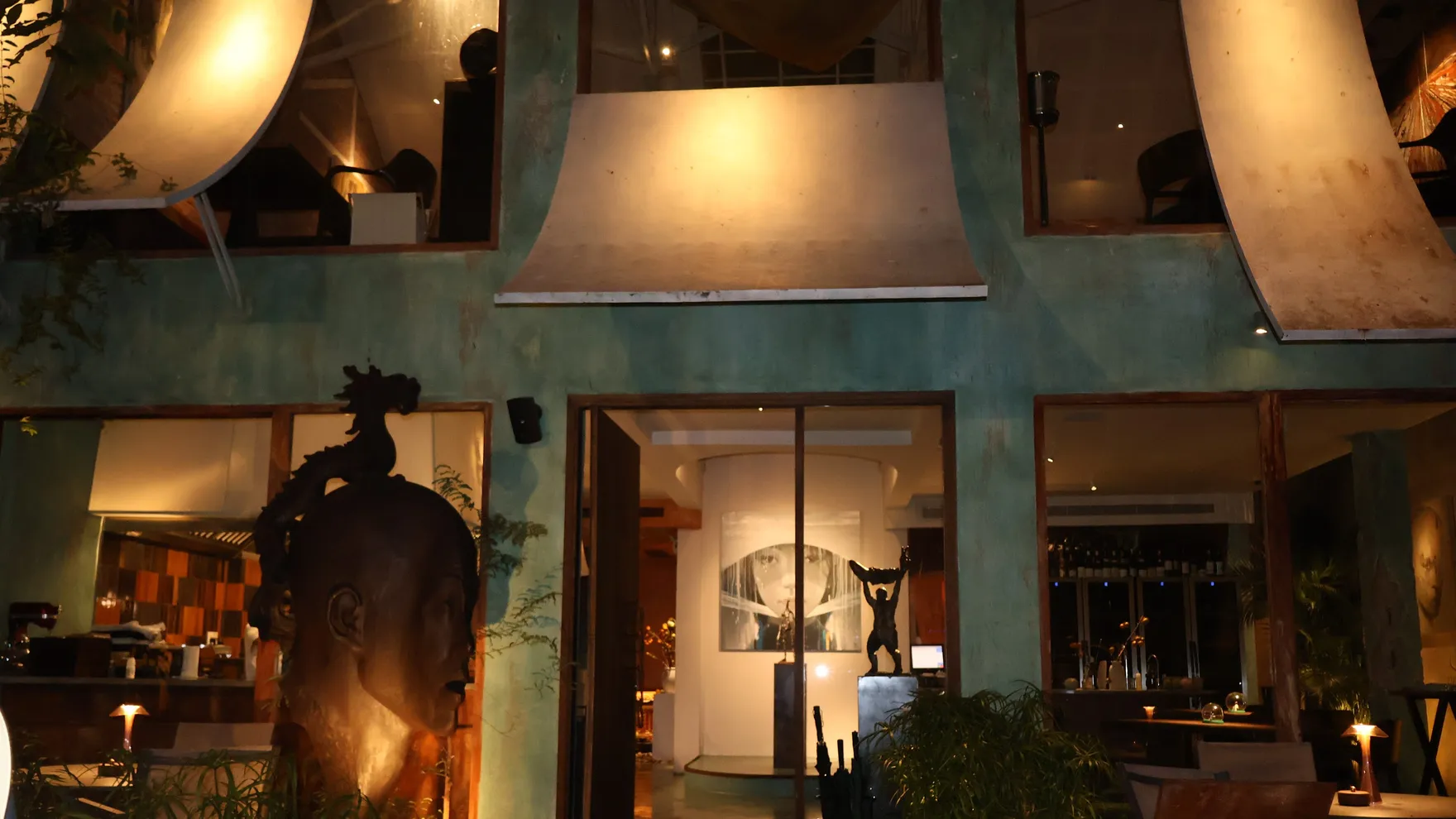 Aiii House Saigon restaurant in Sài Gòn