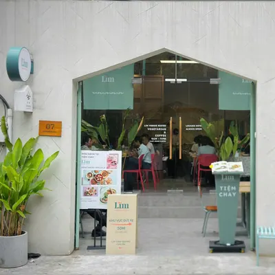 Lim Veggie Bistro restaurant