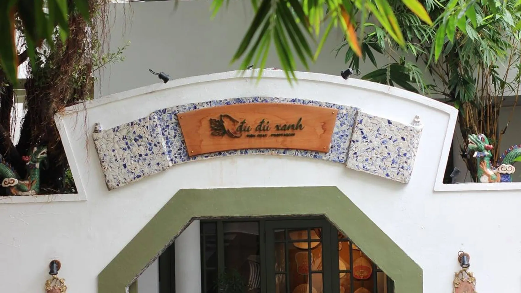 Đu Đủ Xanh | Tiệm Chay . Vegetarian restaurant in Tân Định
