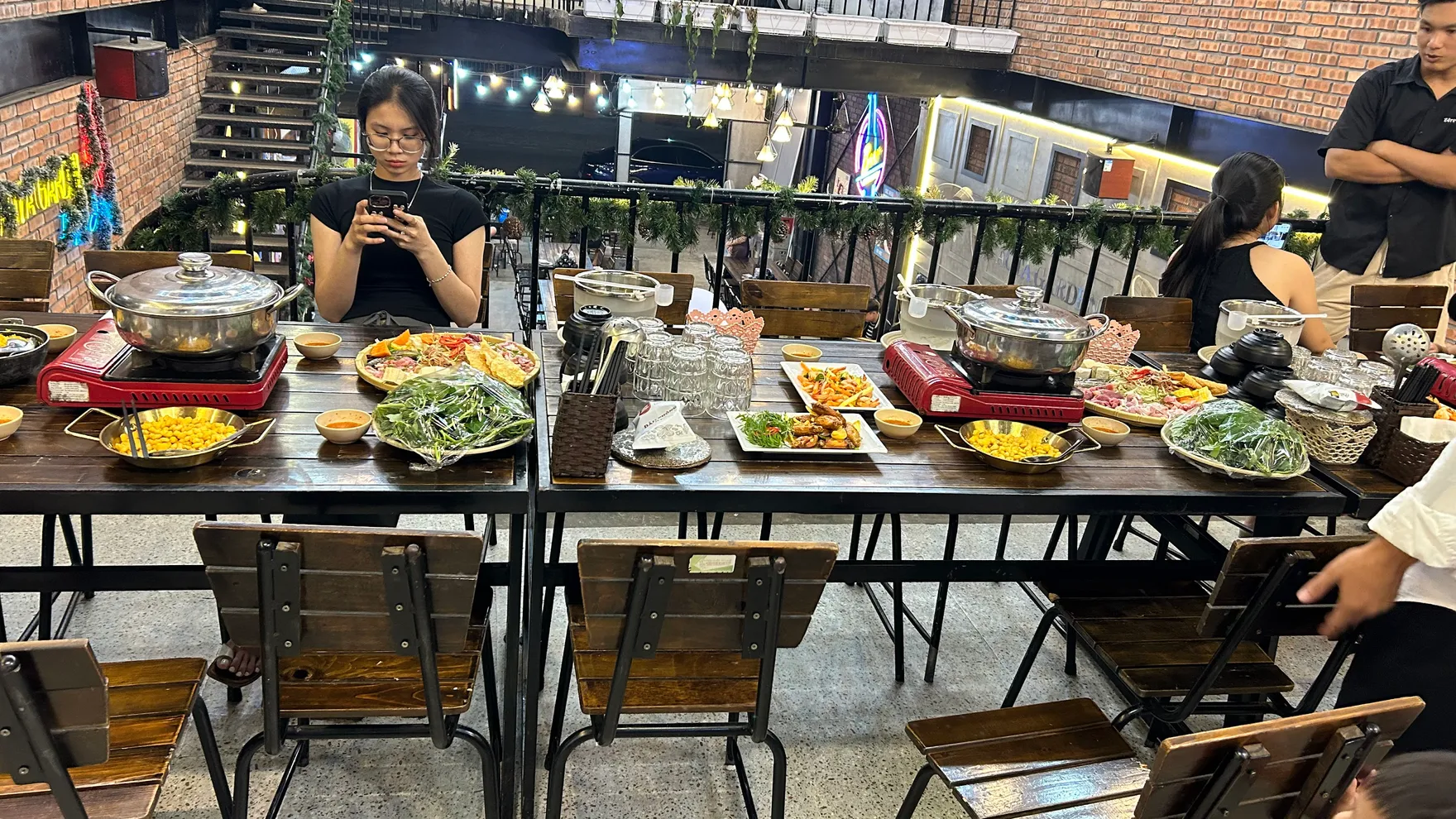 AOTA GARDEN restaurant in Nghệ An