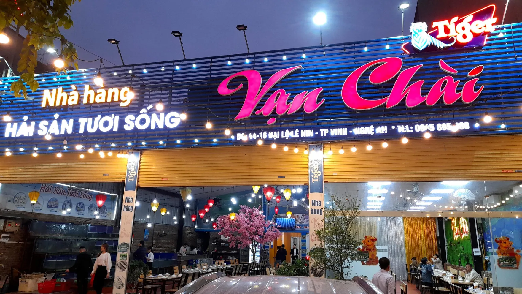 Nhà hàng hải sản Vạn Chài - Vinh restaurant in Nghệ An
