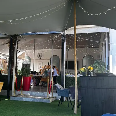 CAFE 51 restaurant