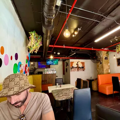 Romeo&vero The Vegan Butcherie restaurant